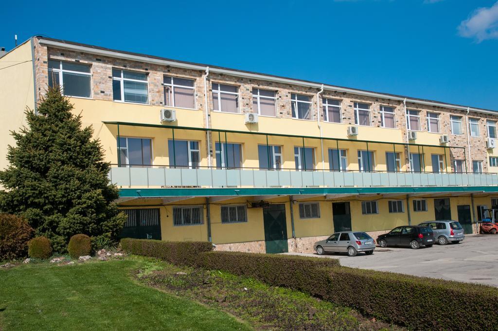 Hostel Izida 2 多布里奇 外观 照片